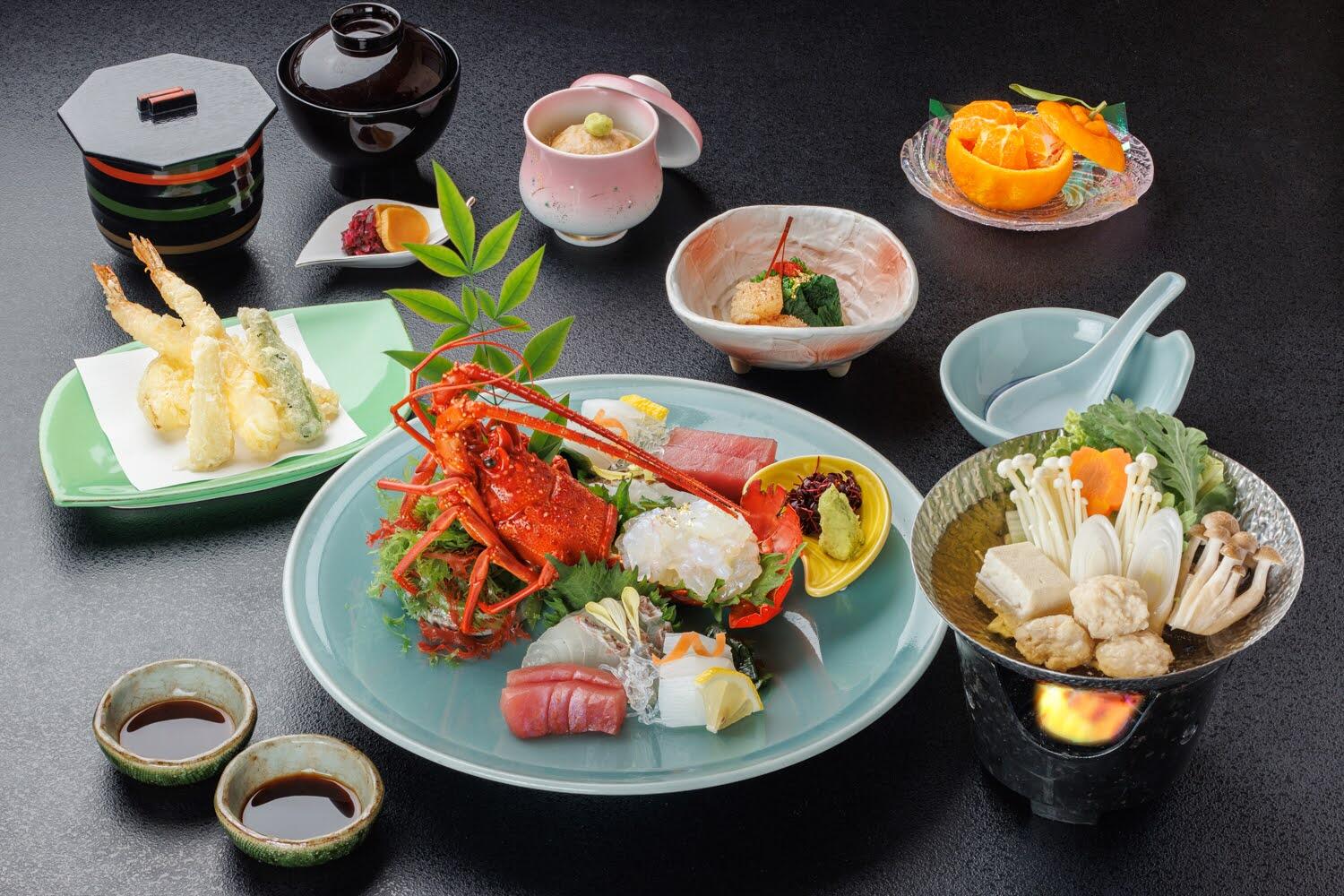 伊勢海老付季節の旬菜会席