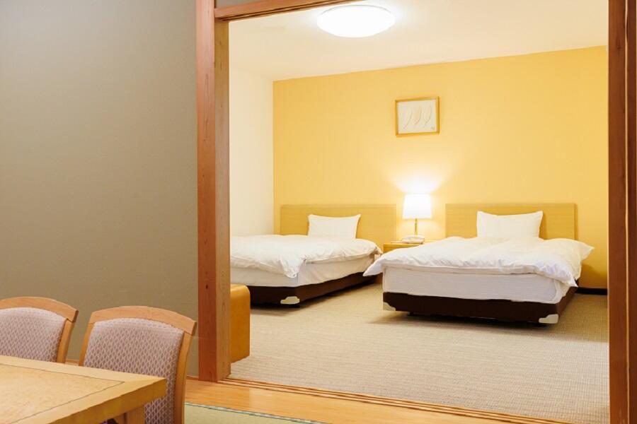 海側和洋室　トイレ付