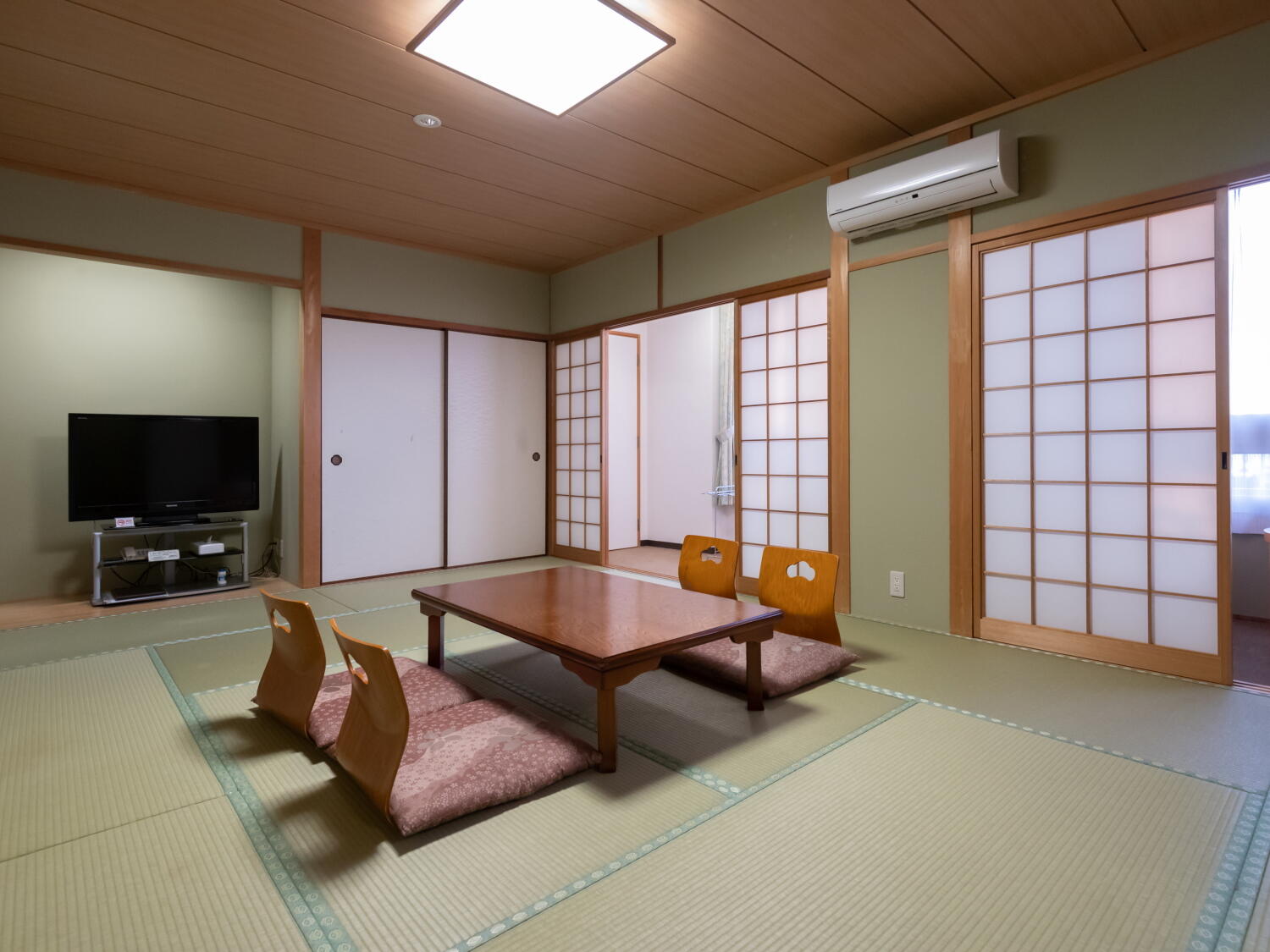 海側12畳和室　トイレ付